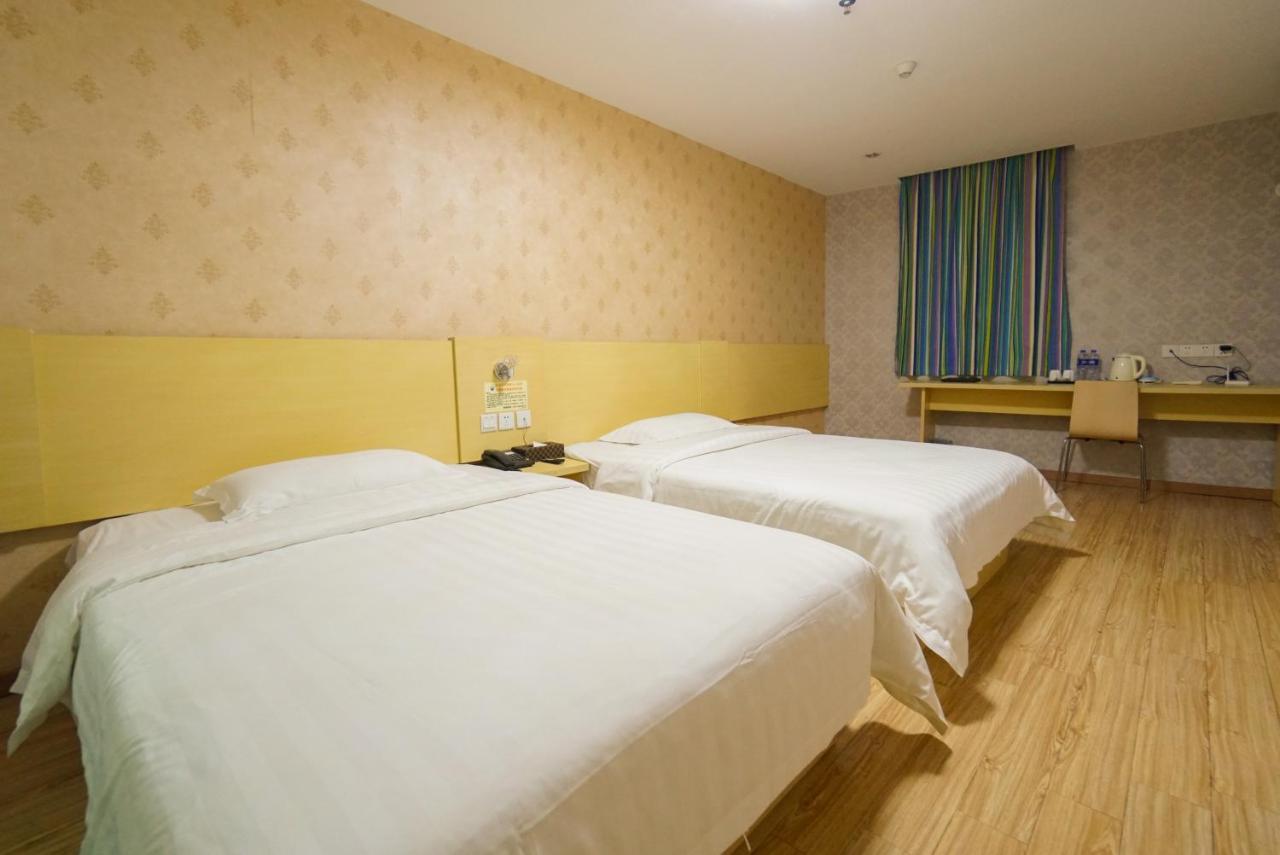 Jia Mei Xin Holiday Hotel Baiyun Airport Branch Kanton Exterior foto